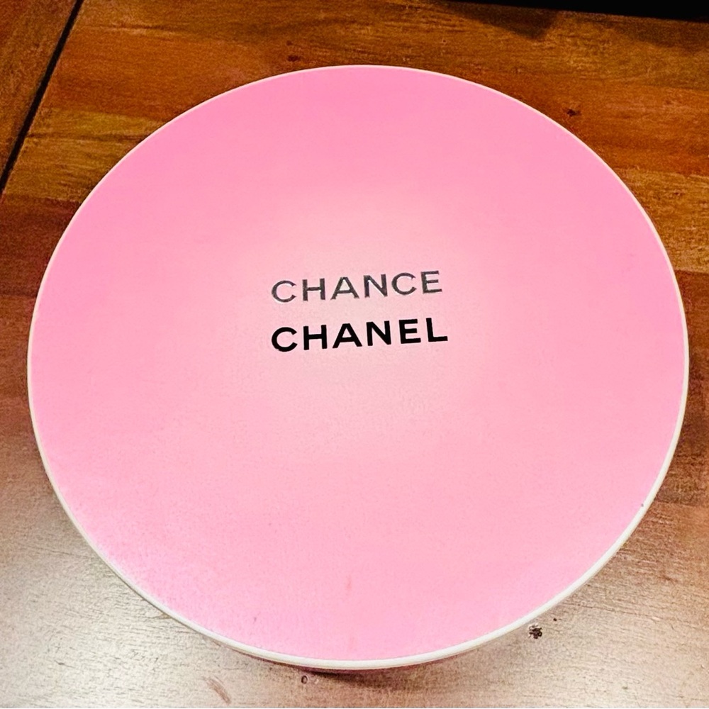 CHANEL Chance Pink Circular Box - Picture 7 of 9
